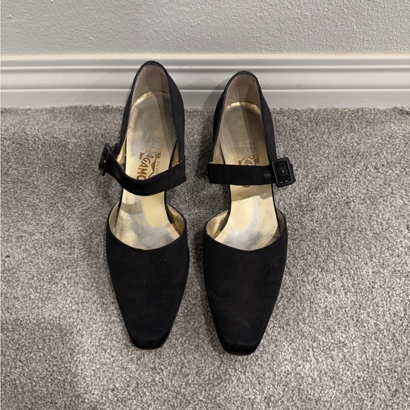 Salvatore Ferragamo Black Flats with Buckle - Picture 3 of 6